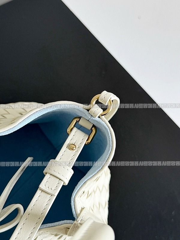 보테가베네타피나코테카스몰  20260228-140446-006루.jpg