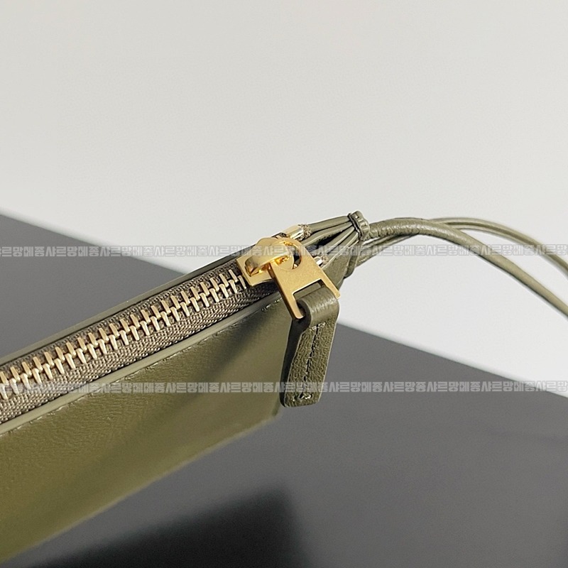 보테가베네타까바특대 20260228-141347-005루.jpg