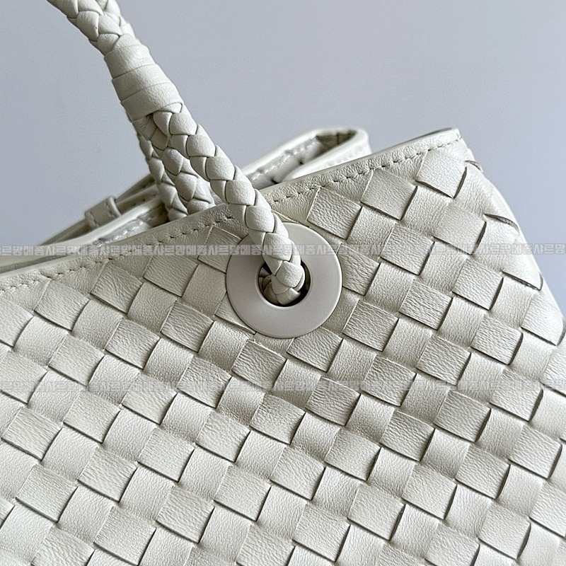 보태가베네타바스켓백 20260228-160543-003루.jpg