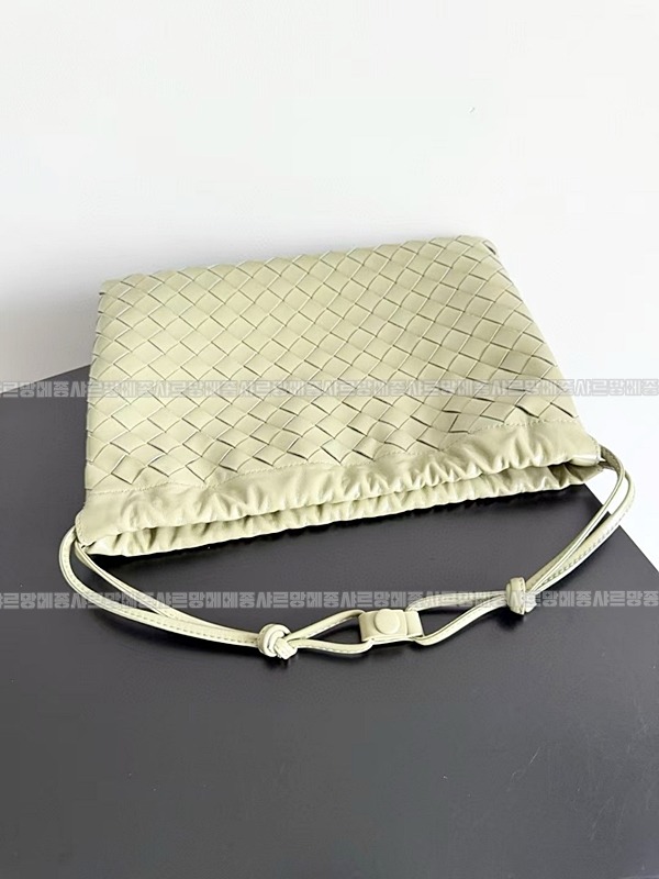 보태가베네타더스트백스몰 20260228-165949-005루.jpg