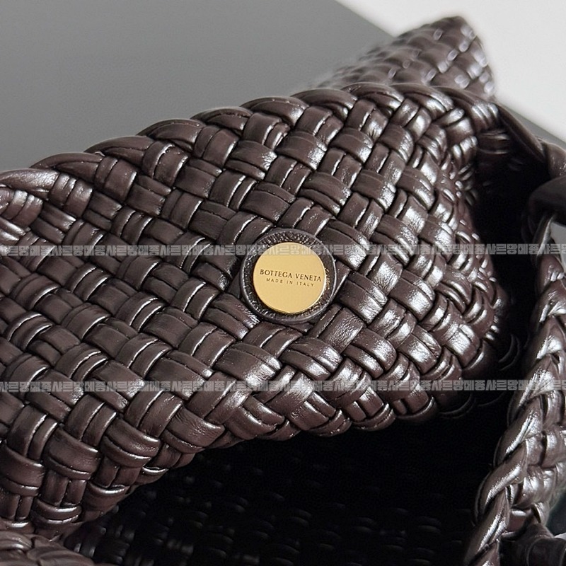 보테가베네타토스카바치 20260301-100952-007루.jpg