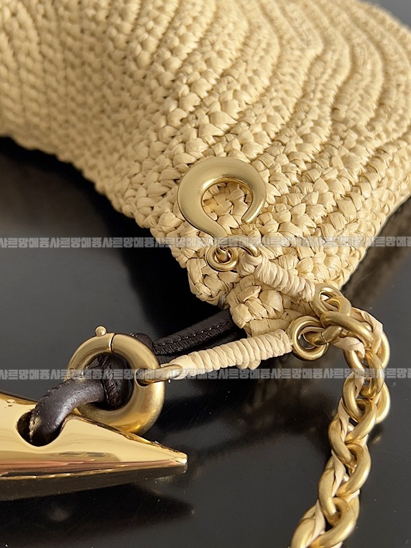 보테가베네타사르딘백 20260301-105951-006루.jpg