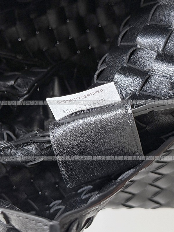 보테가베네타캄파나라지 20260301-110807-009루.jpg