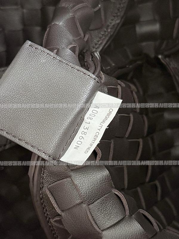 보테가베네타캄파나라지 20260301-111048-008루.jpg