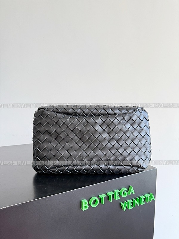 보테가베네타캄파나미디움 20260301-112126-004루.jpg