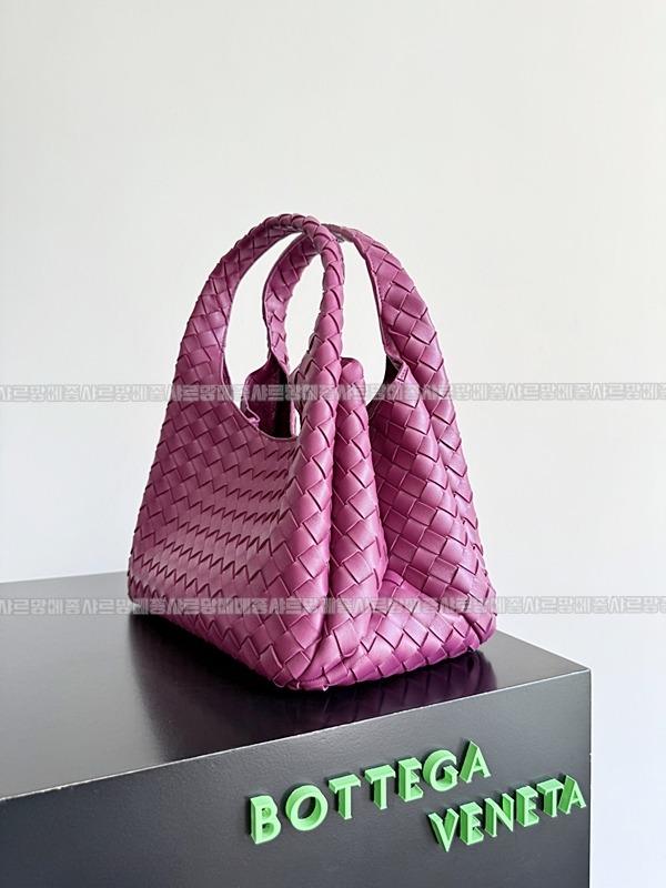 보테가베네타캄파나미디움 20260301-112318-002루.jpg