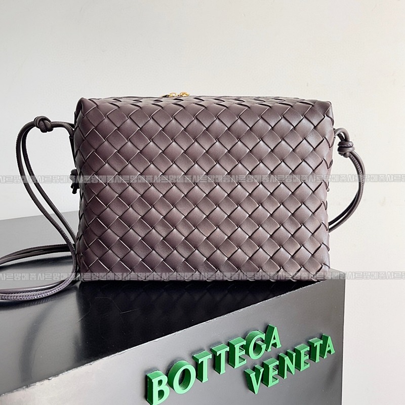 보테가베네타루프카메라백 20260301-123857-001루.jpg