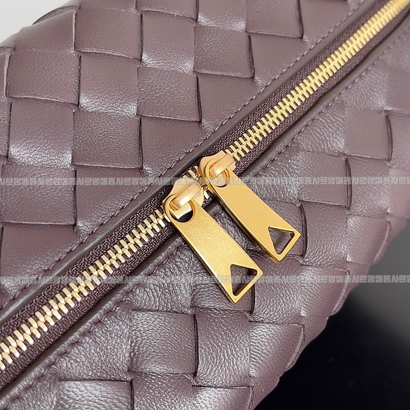 보테가베네타루프카메라백 20260301-123857-004루.jpg