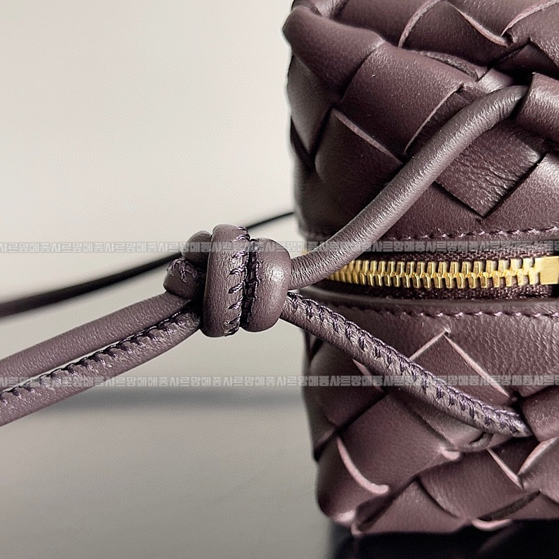 보테가베네타루프카메라백 20260301-123857-007루.jpg