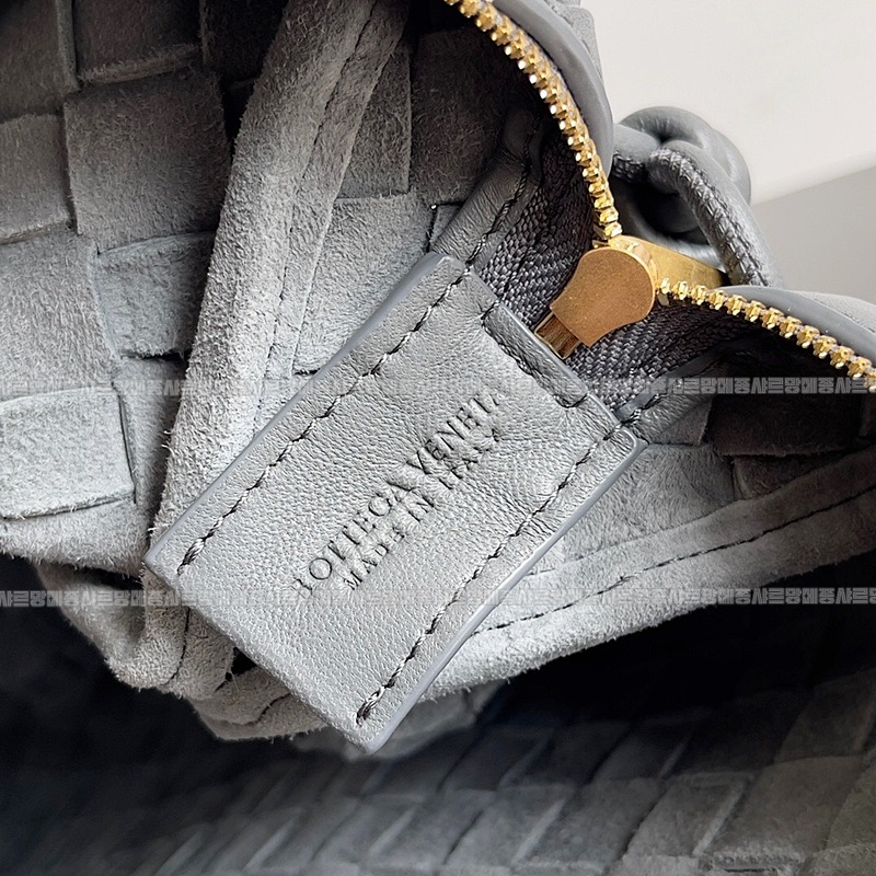 보테가베네타루프카메라백 20260301-124308-008루.jpg