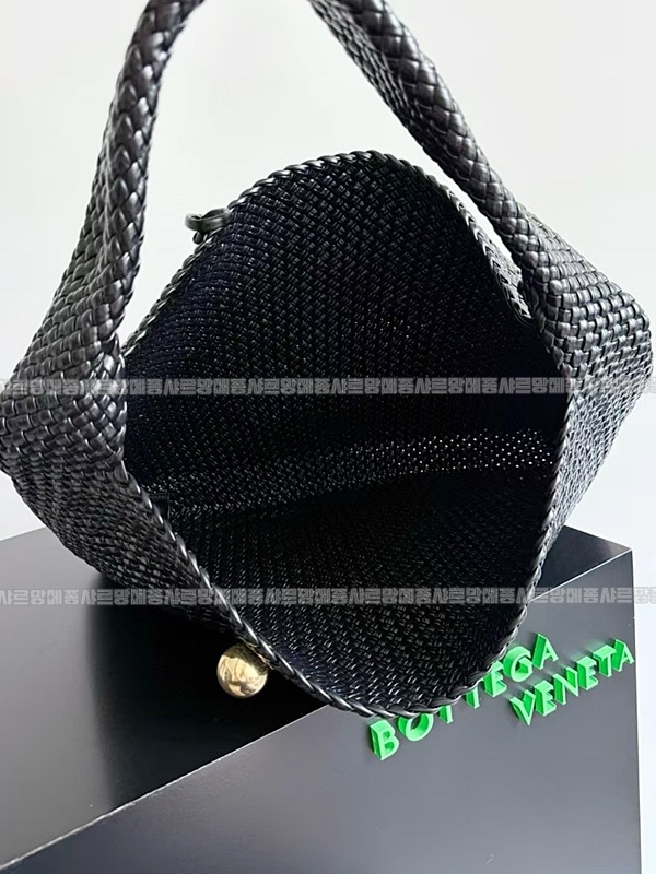 보테가베네타토스카바치라지 20260301-130724-009루.jpg