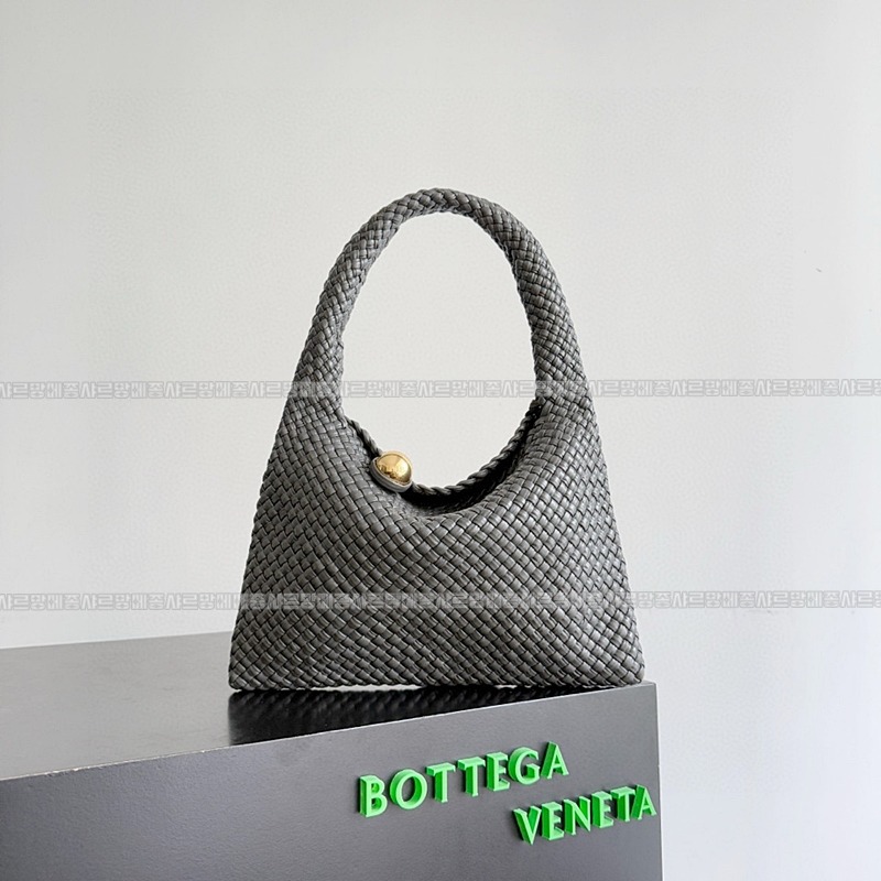 보테가베네타토스카바치 20260301-130932-001루.jpg