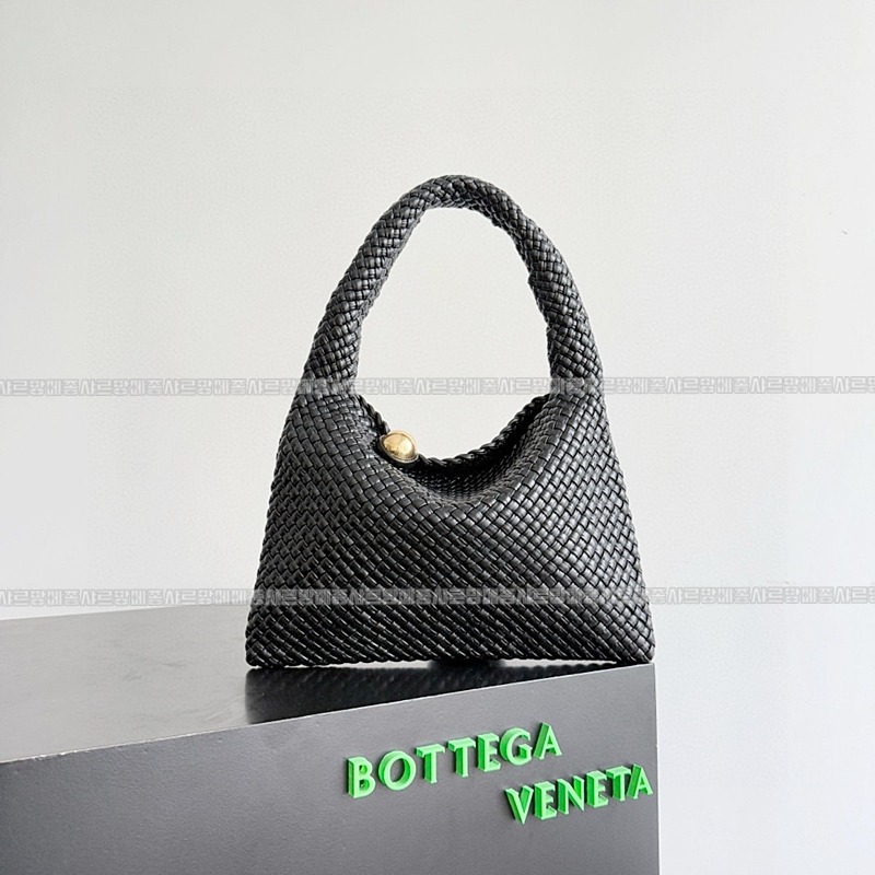 보테가베네타토스카바치 20260301-131323-001루.jpg