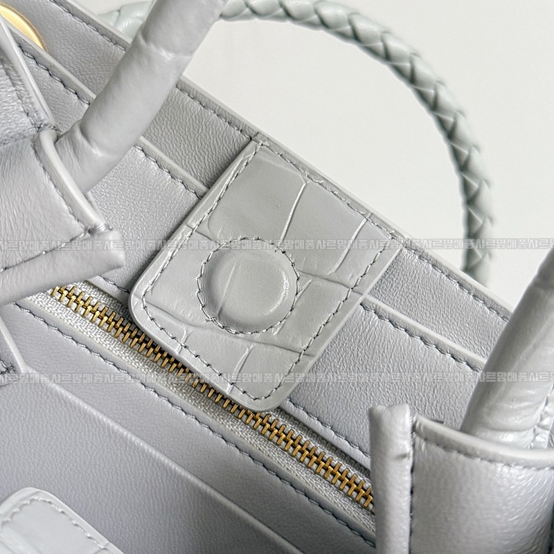 보테가베네타미니안디아모 20260301-140815-007루.jpg