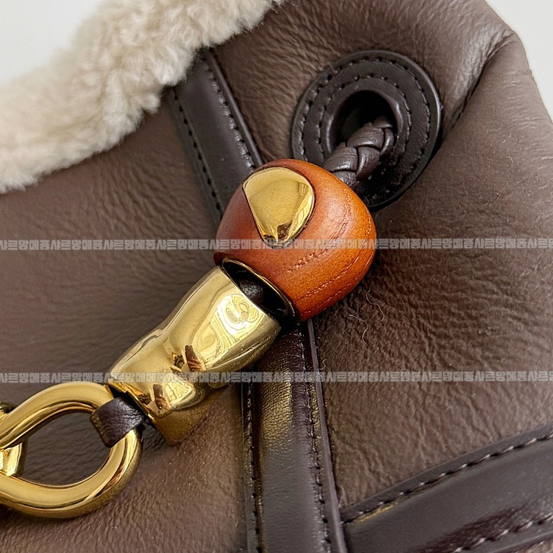 보테가베네타미니안디아모 20260301-141536-003루.jpg