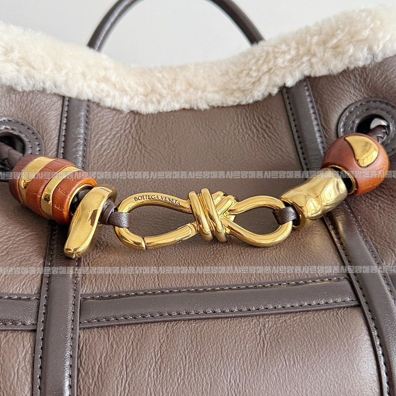 보테가베네타미니안디아모 20260301-141536-002루.jpg