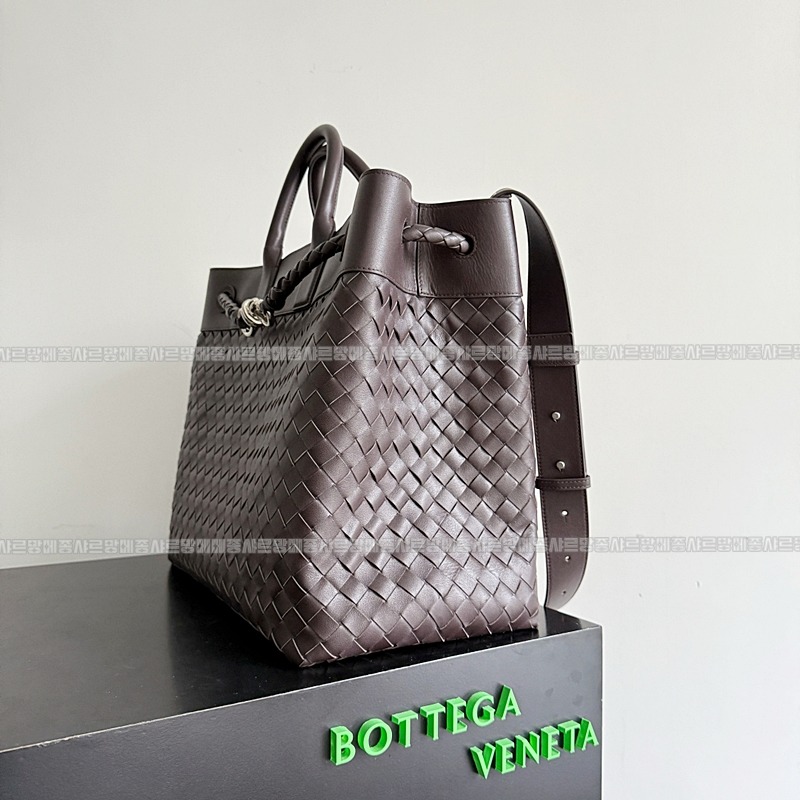 보테가베네타안디아모보이저 20260301-142319-002루.jpg