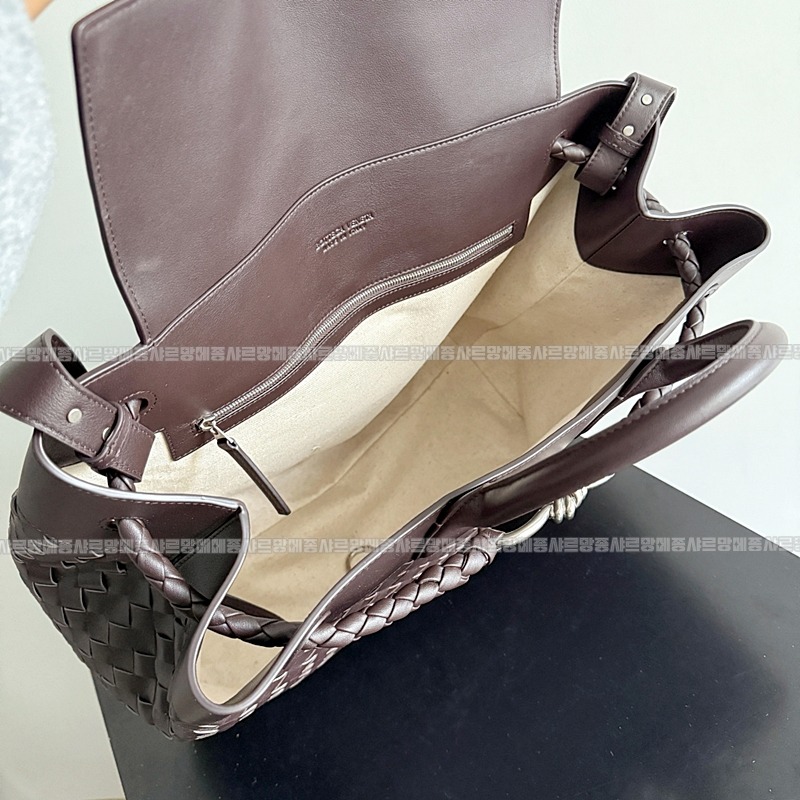 보테가베네타안디아모보이저 20260301-142320-007루.jpg