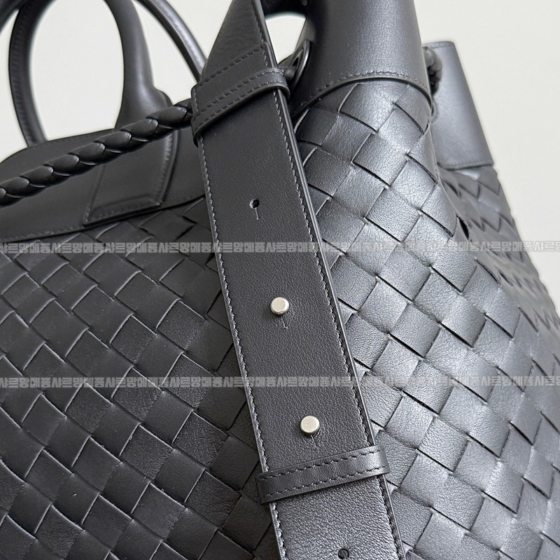 보테가베네타안디아모보이저 20260301-142636-003루.jpg