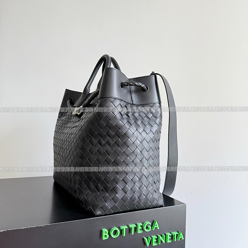 보테가베네타안디아모보이저 20260301-142636-004루.jpg