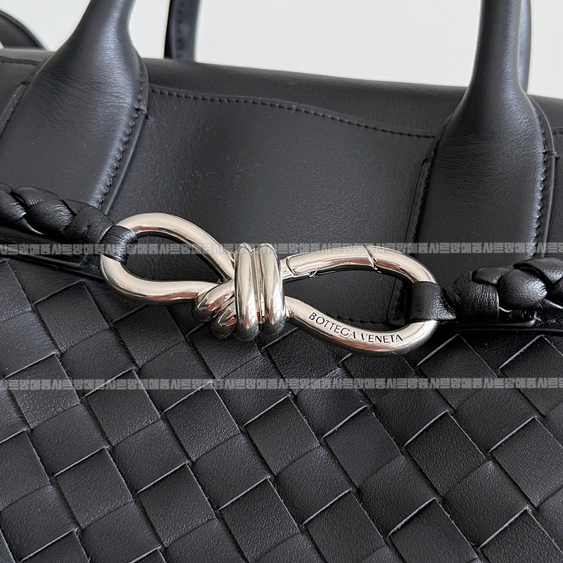 보테가베네타안디아모보이저 20260301-142637-005루.jpg