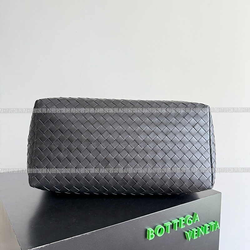 보테가베네타안디아모보이저 20260301-142637-006루.jpg