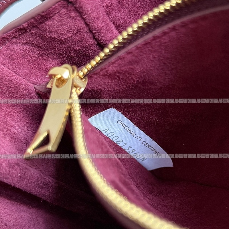 보테가베네타노뚜르노 20260301-150439-006루.jpg