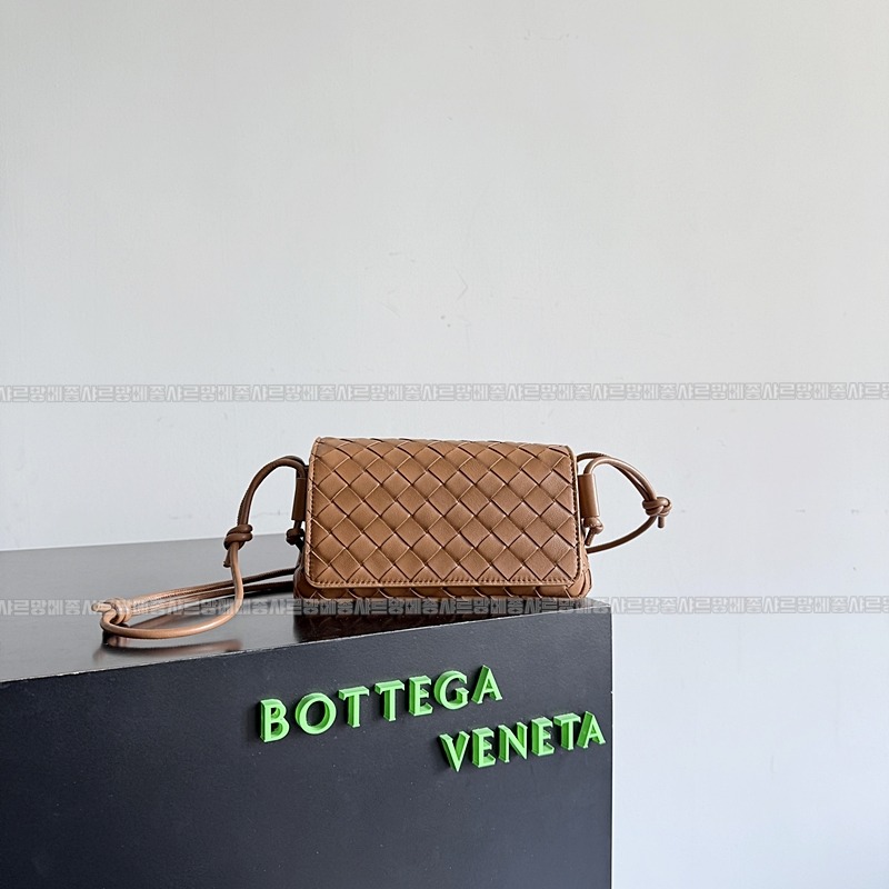 보테가베네타노뚜르노 20260301-150914-001루.jpg