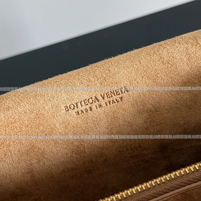 보테가베네타노뚜르노 20260301-150914-004루.jpg