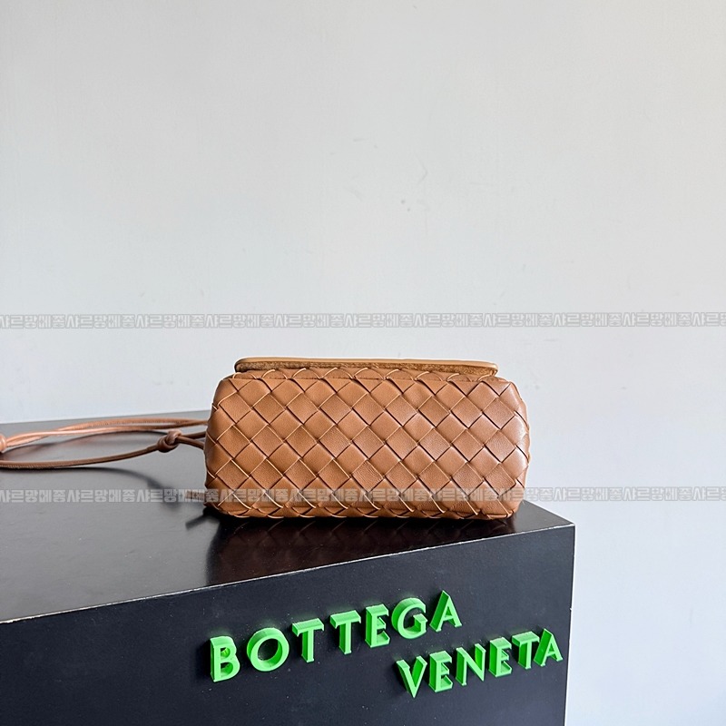 보테가베네타노뚜르노 20260301-150915-008루.jpg