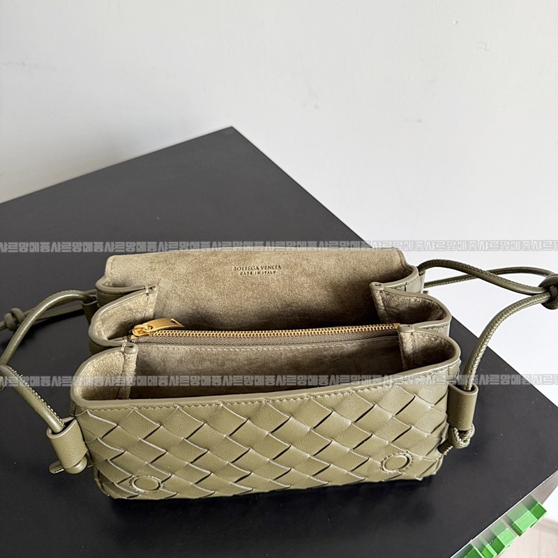 보테가베네타노뚜르노 20260301-151410-005루.jpg