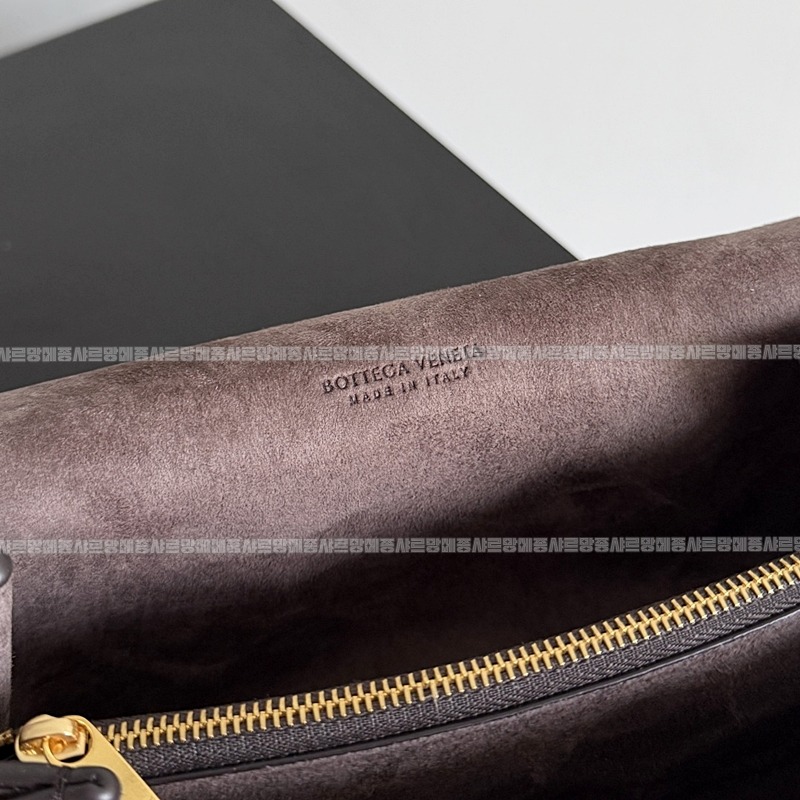 보테가베네타노뚜르노 20260301-151546-007루.jpg
