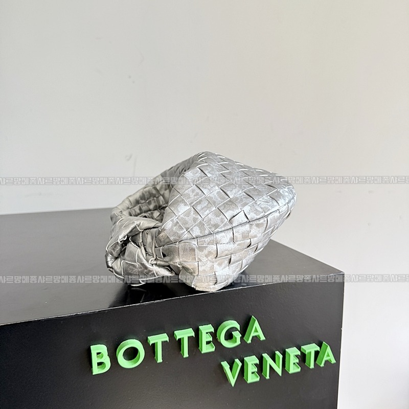 보테가베네타미니조디 20260301-155155-003루.jpg