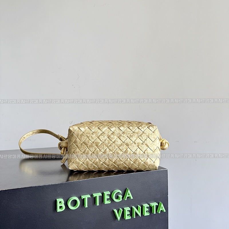 보테가베네타탑핸들루프백스몰 20260301-161200-003루.jpg