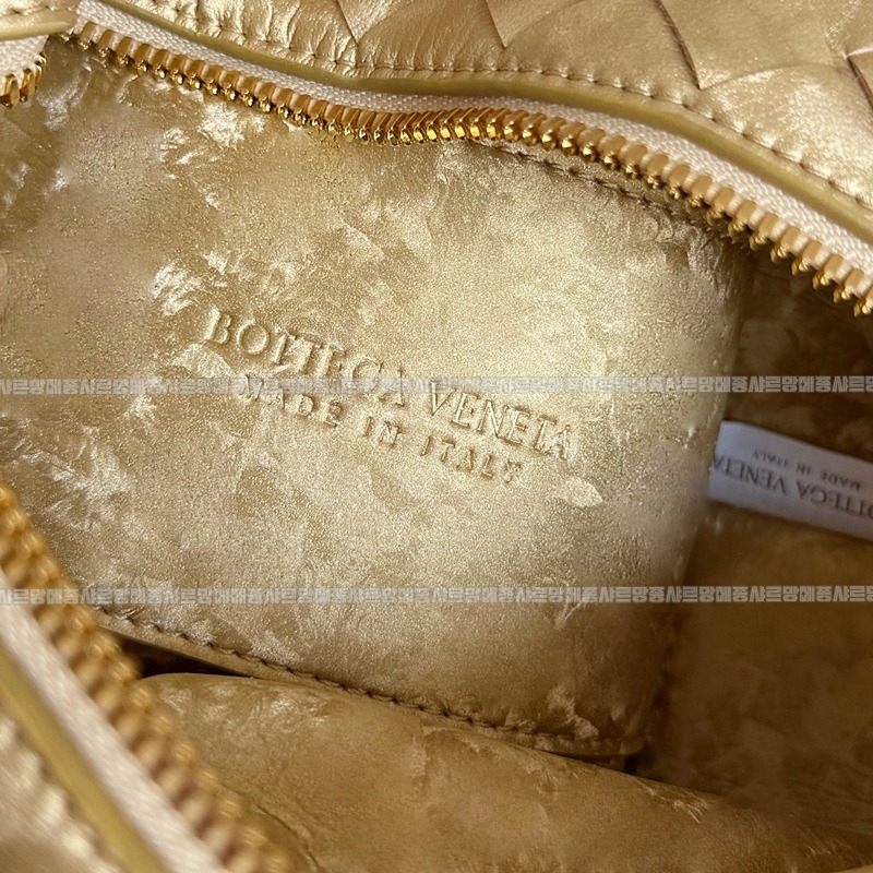 보테가베네타탑핸들루프백스몰 20260301-161201-007루.jpg