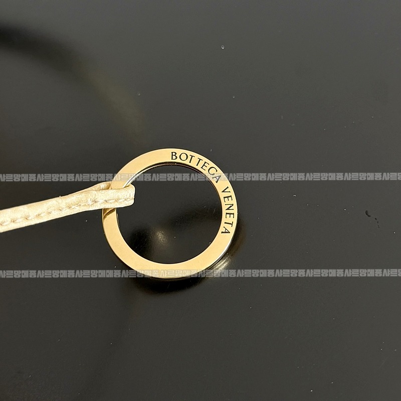 보테가베네타탑핸들루프백스몰 20260301-161200-006루.jpg