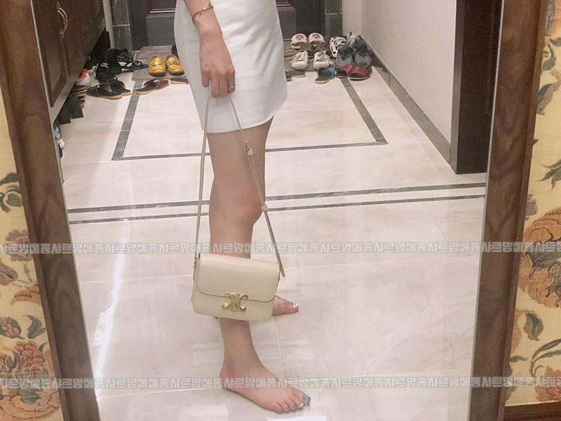 셀린느틴트리옹프백 20260302-135055-013루.jpg