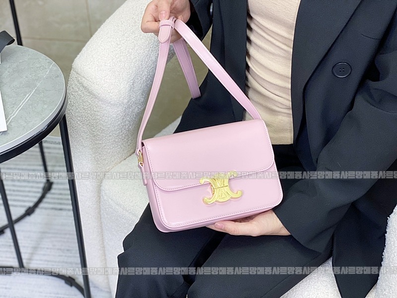 셀린느틴트리옹프백 20260302-135617-013루.jpg