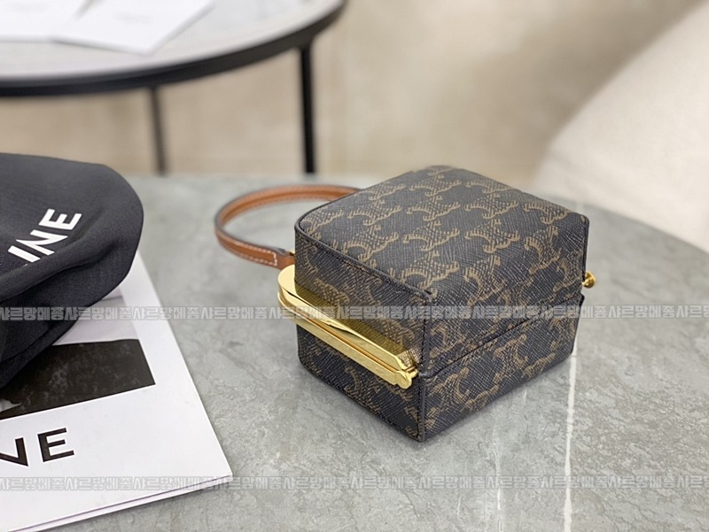 셀린느라나미노디에르 20260302-153141-005루.jpg