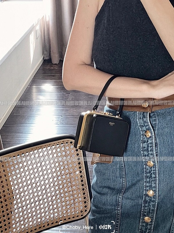 셀린느라나미노디에르 20260302-153503-010루.jpg