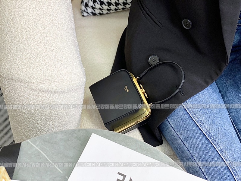 셀린느라나미노디에르 20260302-153504-014루.jpg