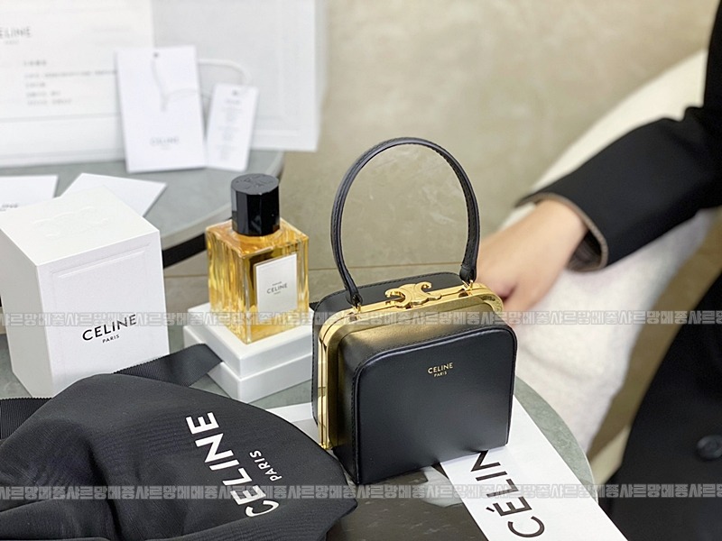 셀린느라나미노디에르 20260302-153504-016루.jpg