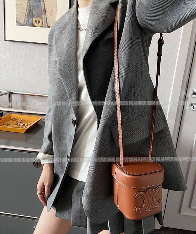 셀린느퀴르트리오페박스 20260302-161604-012루.jpg