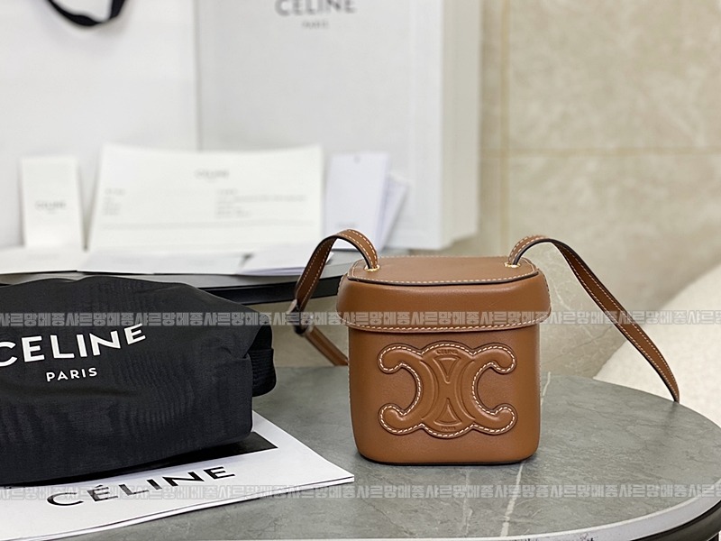 셀린느퀴르트리오페박스 20260302-161603-001루.jpg