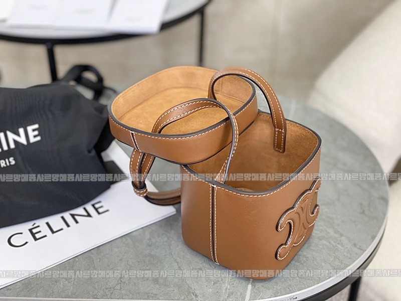 셀린느퀴르트리오페박스 20260302-161604-006루.jpg