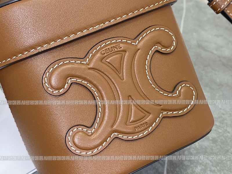 셀린느퀴르트리오페박스 20260302-161604-005루.jpg