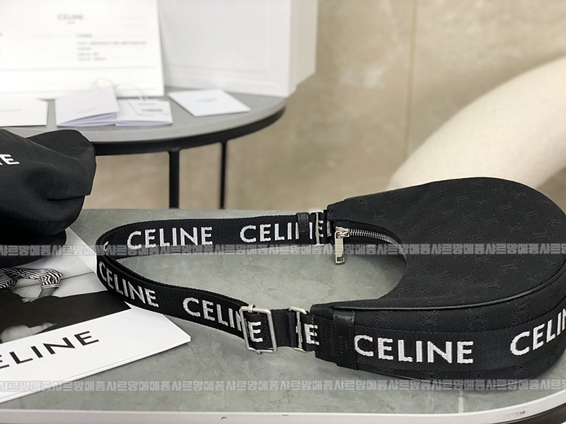 셀린느나일론퀄팅아바백 wsxc1772470487277_4루.jpg