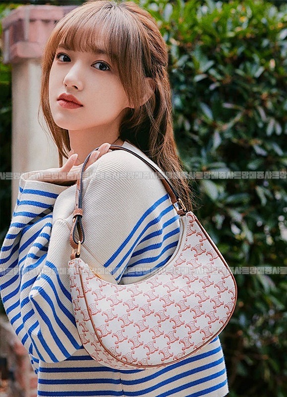 셀린느트리옹프아바백 wsxc1772471824399_7루.jpg