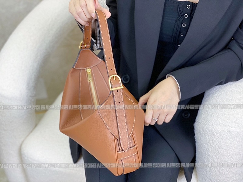 셀린느로미백미디움 20260303-161137-016루.jpg