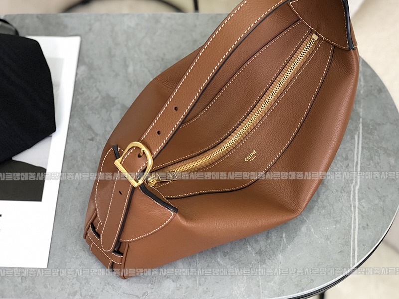 셀린느로미백미디움 20260303-161135-003루.jpg